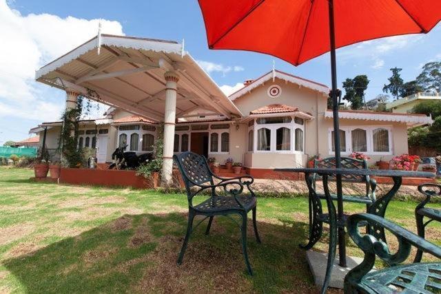 Bouganvilla Resort Утакаманд Экстерьер фото
