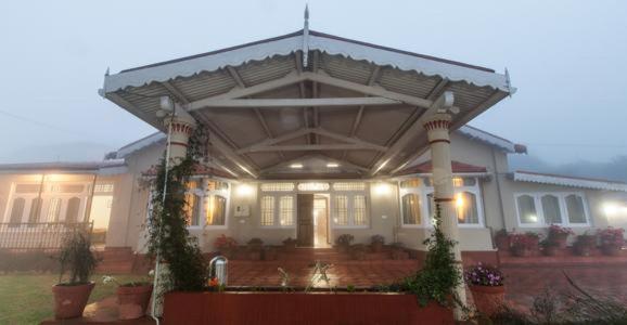 Bouganvilla Resort Утакаманд Экстерьер фото