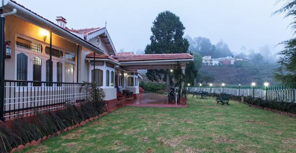 Bouganvilla Resort Утакаманд Экстерьер фото
